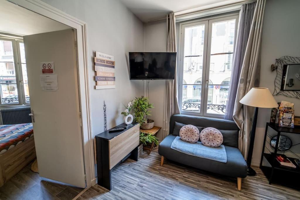 Chant Du Voyage Hypercentre Apartment Блоа Екстериор снимка